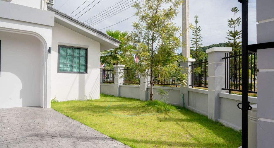 出售 4 卧室 独立屋 在 Mueang Ranong, Ranong