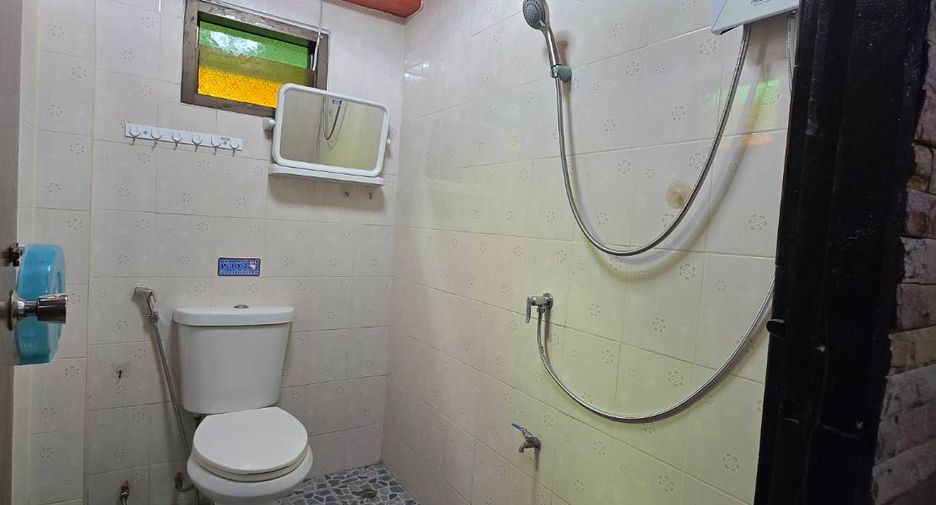 For rent 3 bedrooms house in Mueang Chiang Mai, Chiang Mai