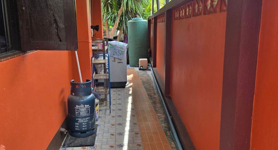 For rent 3 bedrooms house in Mueang Chiang Mai, Chiang Mai