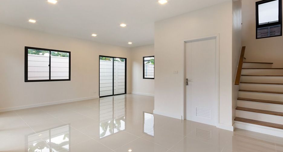 出售 3 卧室 独立屋 在 Bang Yai, Nonthaburi
