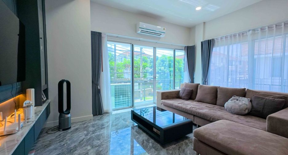 ขาย 3 ห้องนอน ทาวน์เฮ้าส์ ใน บางกะปิ, กรุงเทพฯ