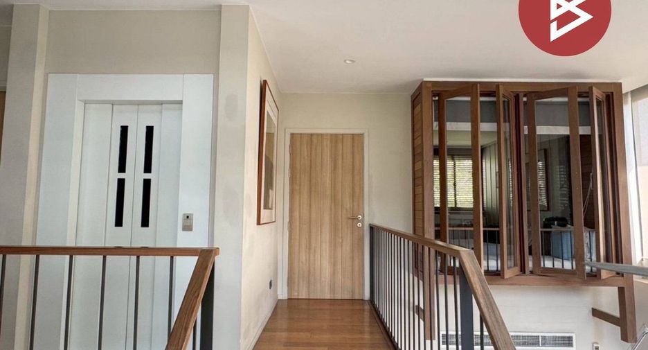 Haus zum Kauf mit 4 Zimmer in Chatuchak, Bangkok