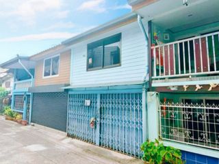 For sale 2 ベッドルーム townhouse in Din Daeng, Bangkok