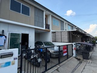 出售 3 卧室 联排别墅 在 Bang Yai, Nonthaburi