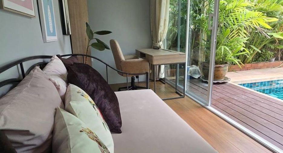 For rent 3 bedrooms villa in Bang Lamung, Chonburi