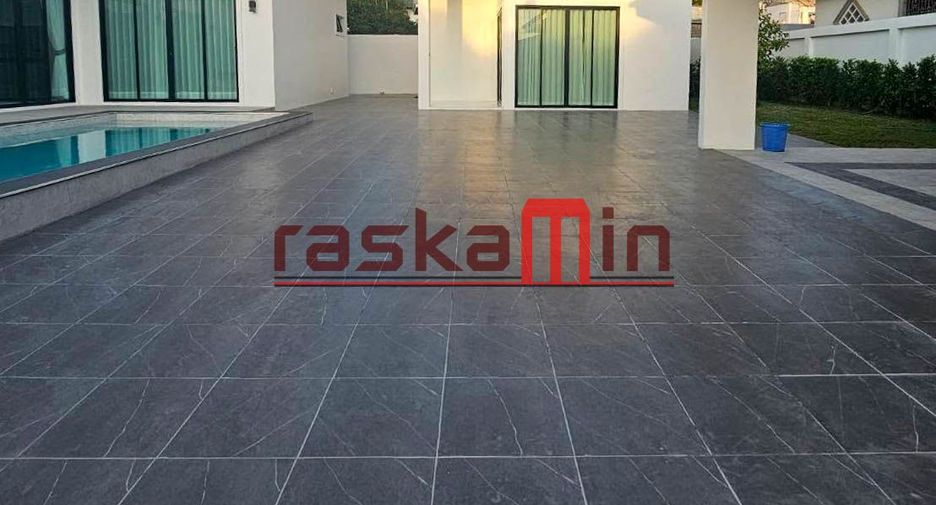 Haus zum Kauf mit 4 Zimmer in Bang Lamung, Chonburi