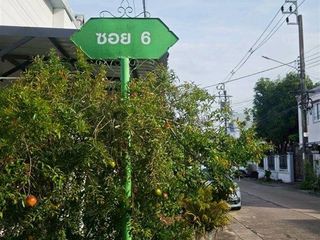 出售 2 卧室 联排别墅 在 Bueng Kum, 曼谷