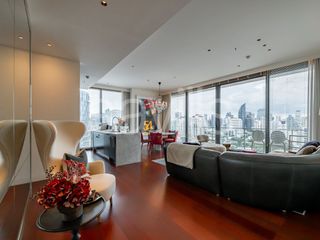 For rent and for sale 3 bedrooms condo in Watthana, Bangkok