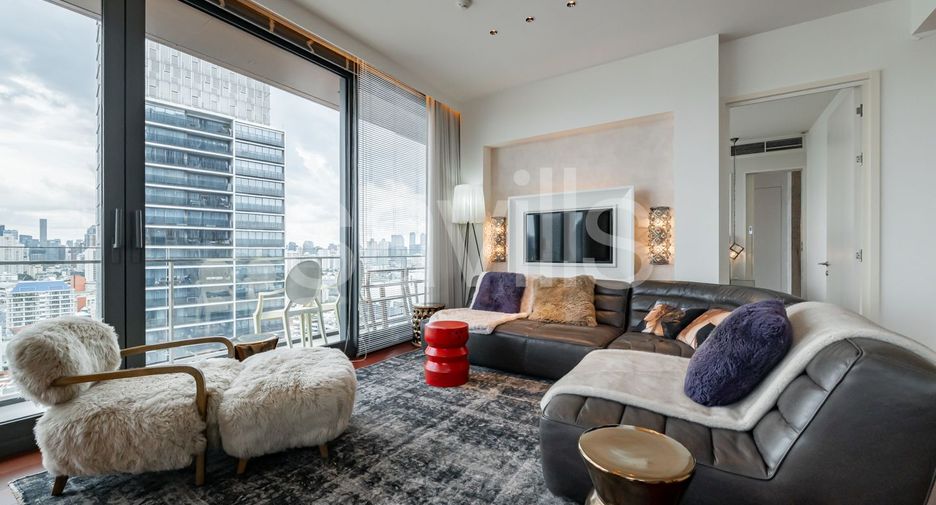 For rent and for sale 3 bedrooms condo in Watthana, Bangkok