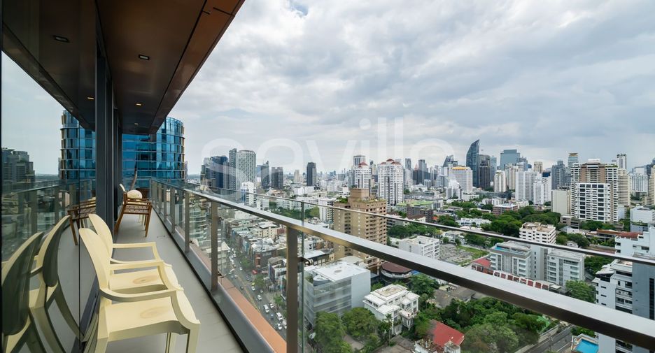 For rent and for sale 3 bedrooms condo in Watthana, Bangkok