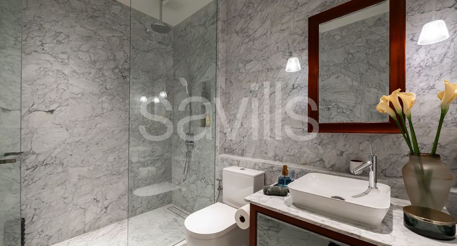 For rent and for sale 3 bedrooms condo in Watthana, Bangkok