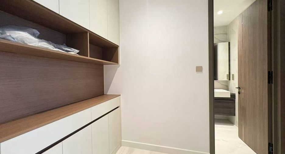 For rent 2 ベッドルーム condo in Sathon, Bangkok