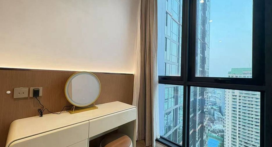 For rent 2 ベッドルーム condo in Sathon, Bangkok