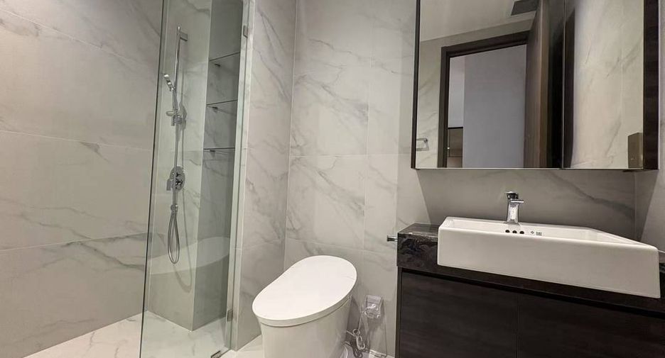 For rent 2 ベッドルーム condo in Sathon, Bangkok
