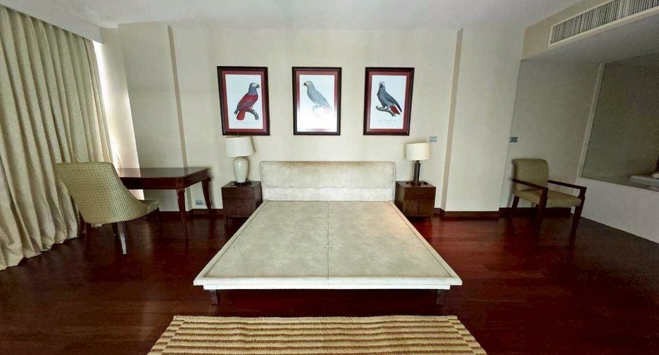 Wohnung zur Miete mit Studio in Khlong Toei, Bangkok