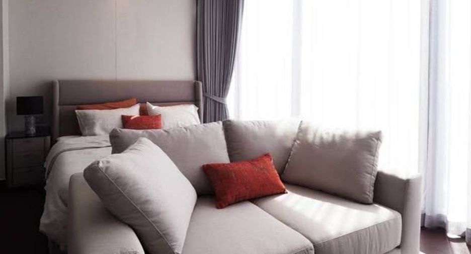Apartamento en alquiler de 3 habitaciones en Khlong Toei, Bangkok