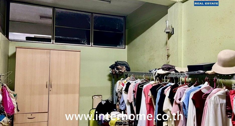 Gewerbefläche zum Kauf mit 7 Zimmer in Pom Prap Sattru Phai, Bangkok