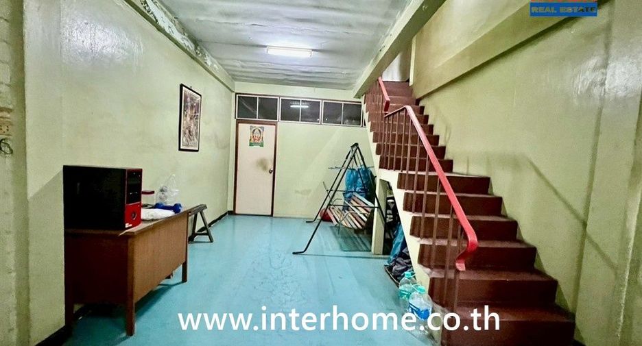 Gewerbefläche zum Kauf mit 7 Zimmer in Pom Prap Sattru Phai, Bangkok