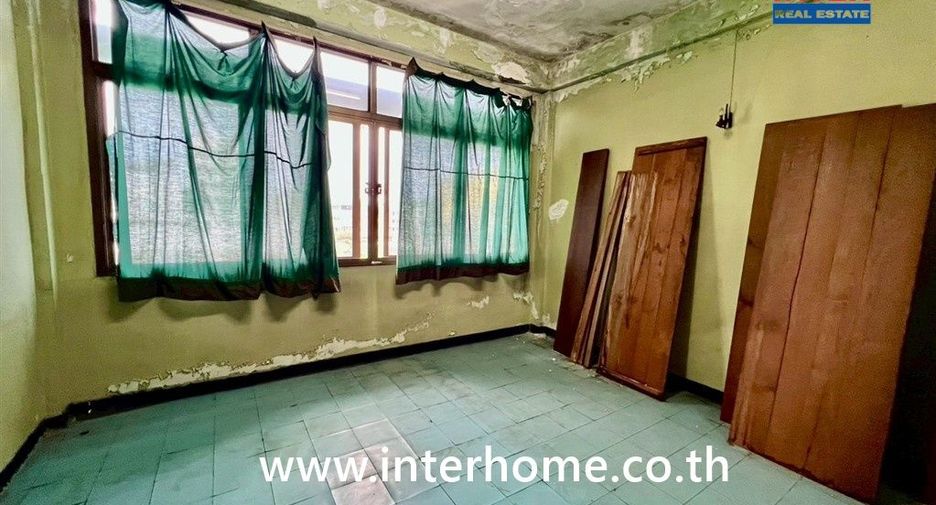 Gewerbefläche zum Kauf mit 7 Zimmer in Pom Prap Sattru Phai, Bangkok