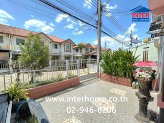 For sale 5 bedrooms townhouse in Nong Khaem, Bangkok