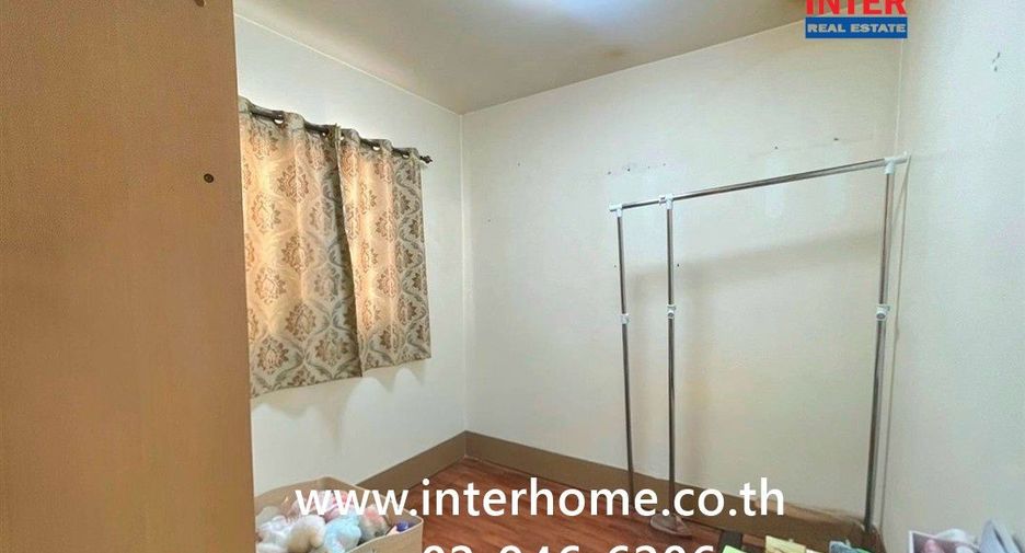 For sale 5 bedrooms townhouse in Nong Khaem, Bangkok