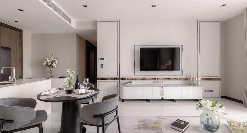 Apartamento en alquiler de 2 habitaciones en Khlong Toei, Bangkok