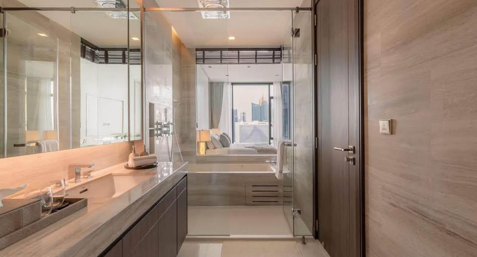 Apartamento en alquiler de 2 habitaciones en Khlong Toei, Bangkok