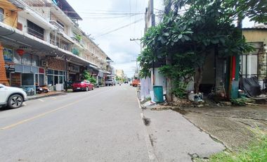 À vendre terrain à Mueang Udon Thani, Udon Thani