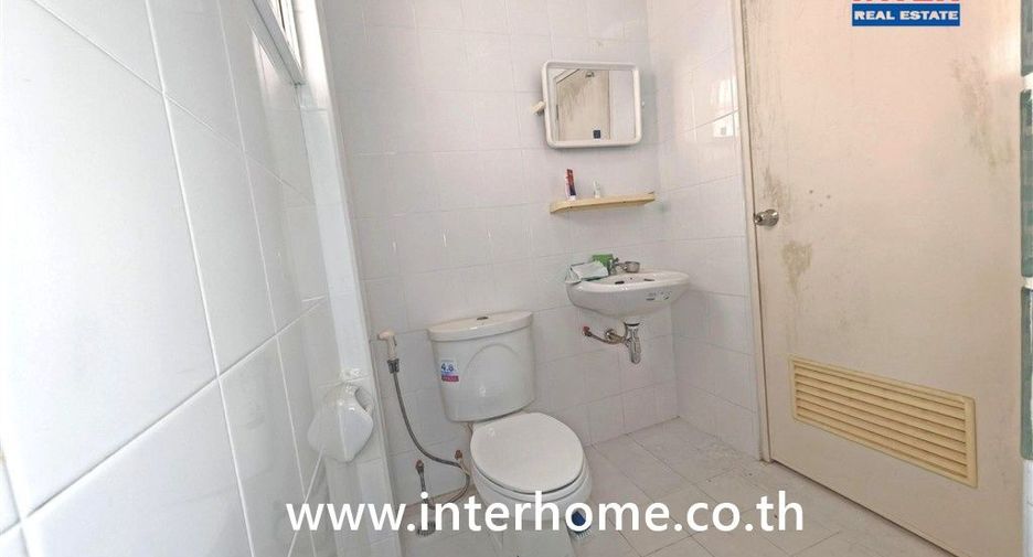 Casa en venta de 3 habitaciones en Phutthamonthon, Nakhon Pathom