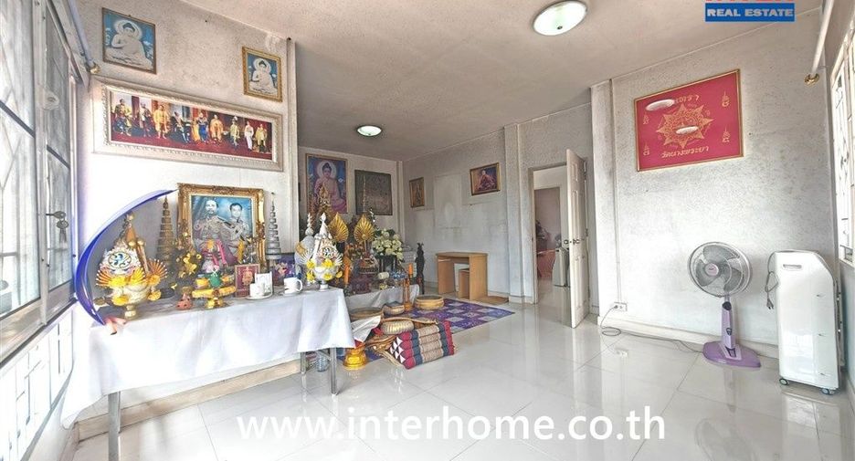Casa en venta de 3 habitaciones en Phutthamonthon, Nakhon Pathom