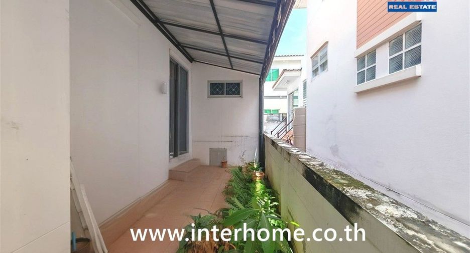 Casa en venta de 3 habitaciones en Phutthamonthon, Nakhon Pathom