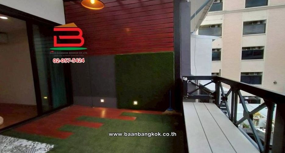 For sale 3 ベッドルーム townhouse in Khlong Toei, Bangkok