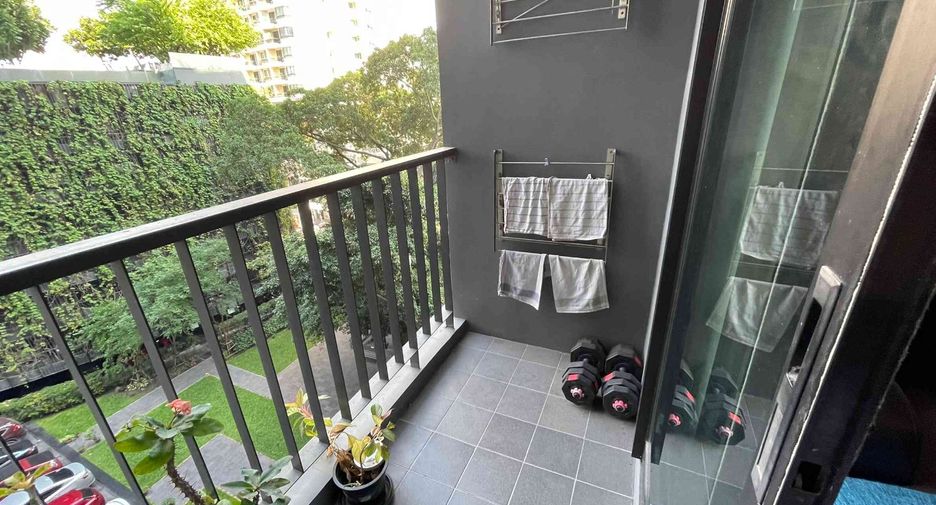 For rent 1 bed condo in Sathon, Bangkok