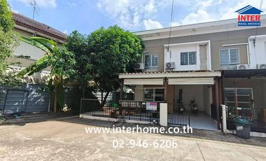For sale 3 ベッドルーム townhouse in Mueang Pathum Thani, Pathum Thani