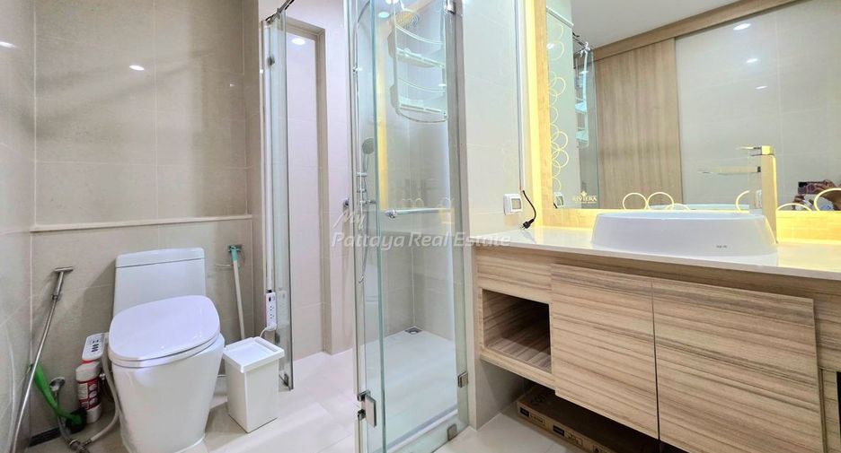 Wohnung zur Miete mit 3 Zimmer in Bang Lamung, Chonburi