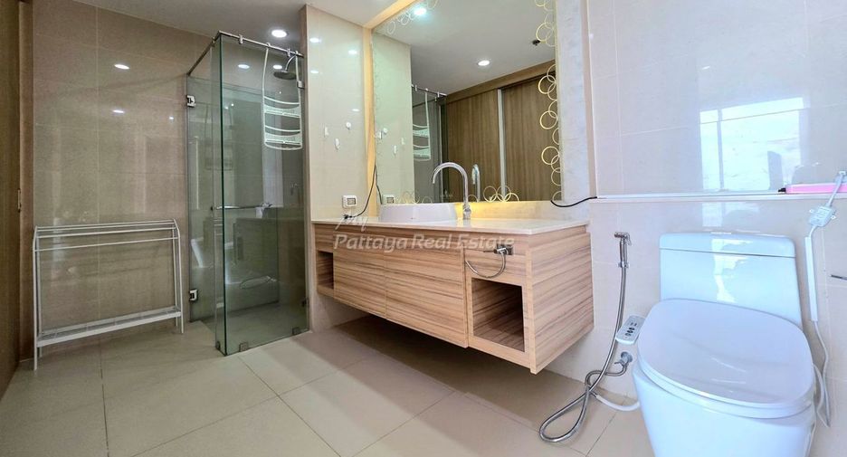 Wohnung zur Miete mit 3 Zimmer in Bang Lamung, Chonburi