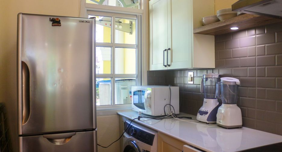 For rent 2 bedrooms townhouse in Mueang Phuket, Phuket