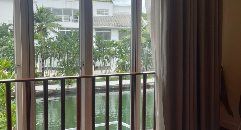 For rent 2 bedrooms townhouse in Mueang Phuket, Phuket