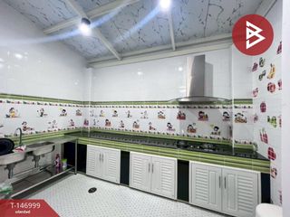 À vendre 4 chambres maison de ville à Mueang Samut Prakan, Samut Prakan