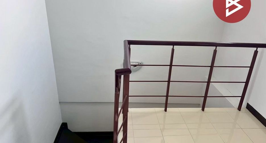 À vendre 4 chambres maison de ville à Mueang Samut Prakan, Samut Prakan