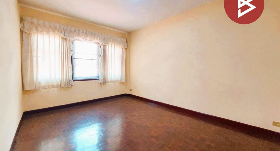 For sale 3 ベッドルーム townhouse in Mueang Samut Prakan, Samut Prakan