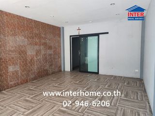 Local comercial en alquiler y en venta de 3 habitaciones en Mueang Samut Prakan, Samut Prakan