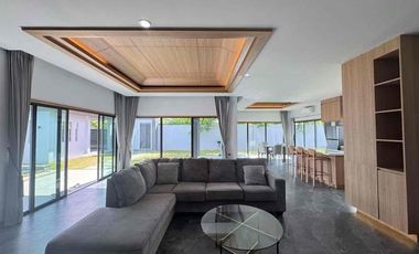 Villa en venta y en alquiler de 3 habitaciones en Huay Yai, Pattaya