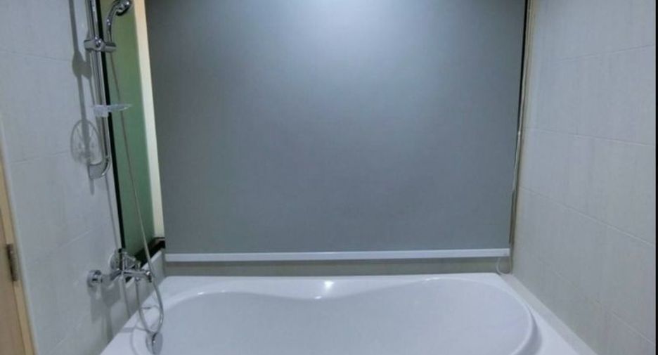 À louer 1 chambre condo à Si Racha, Chonburi