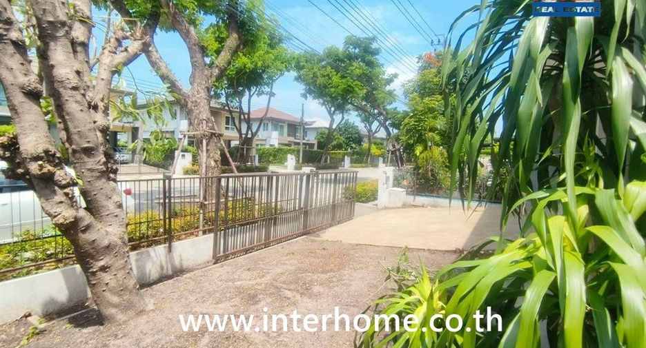 For sale 3 bedrooms house in Bang Sao Thong, Samut Prakan