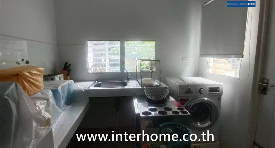 For sale 3 bedrooms house in Bang Sao Thong, Samut Prakan