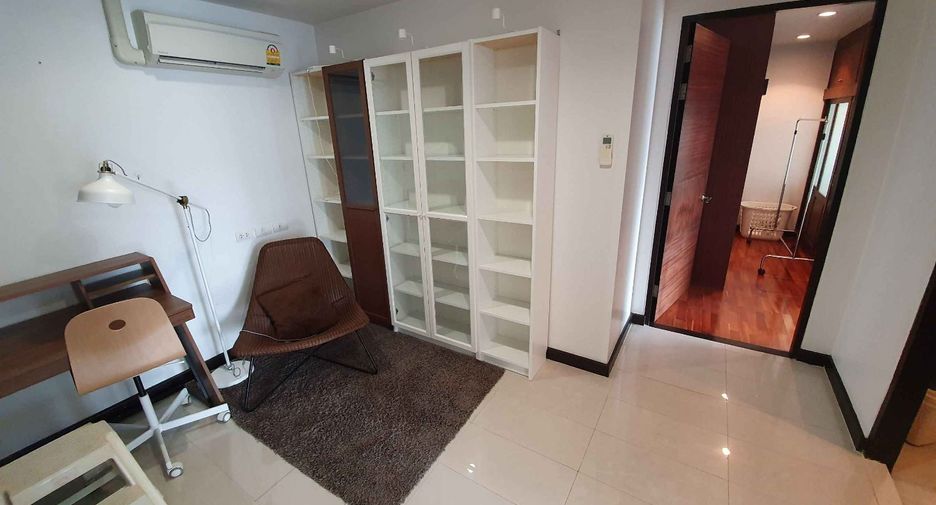 Wohnung zur Miete mit 2 Zimmer in Watthana, Bangkok