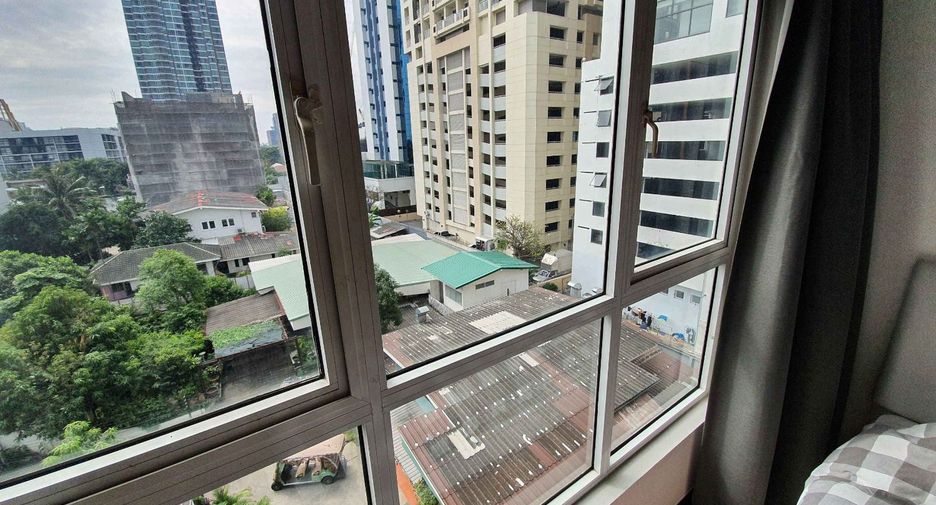 Wohnung zur Miete mit 2 Zimmer in Watthana, Bangkok