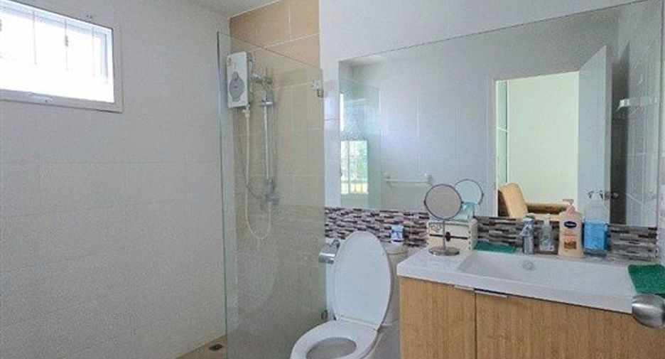 For rent and for sale 3 bedrooms house in Bang Bua Thong, Nonthaburi