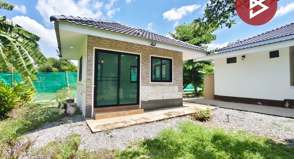 Haus zum Kauf mit 1 Zimmer in Mueang Nakhon Pathom, Nakhon Pathom